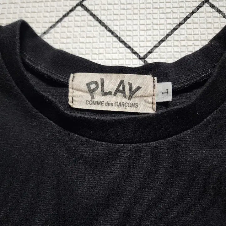 [BUNJANG] Comme des Garçons Round Neck T-Shirt (Size L) / 꼼데가르송라운드티(L)