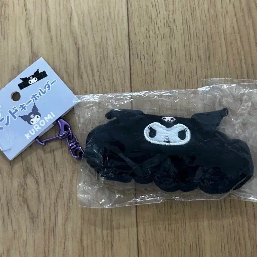 [BUNJANG] Sanrio Kuromi 10cm Doll Clothes Headband Holder Keychain / 산리오 10cm 인형옷 쿠로미 머리 헤어밴드 홀더 키링