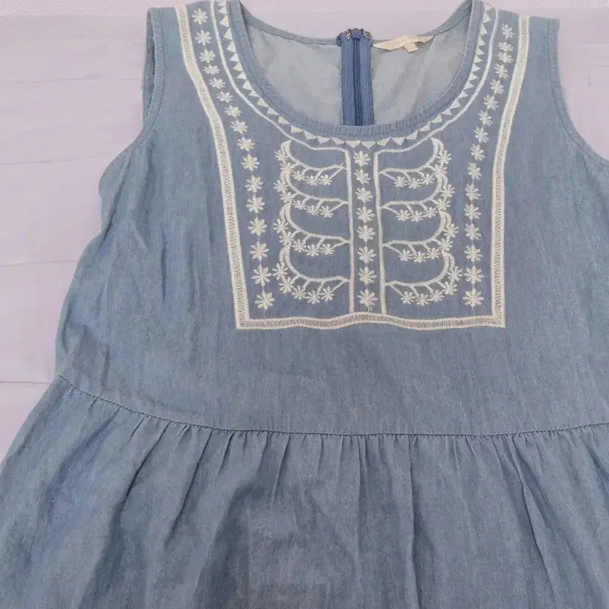 [BUNJANG] Vintage Embroidered Dress / 연청 자수 빈티지 원피스