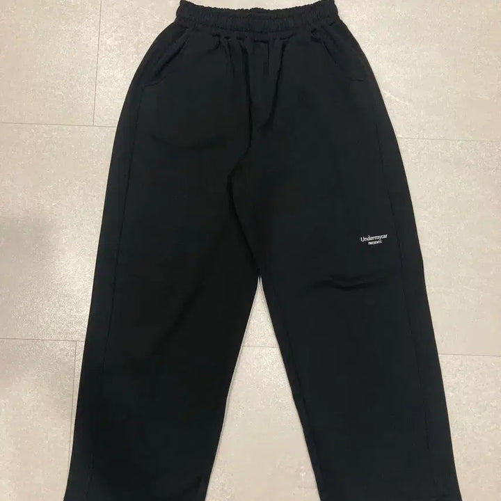 [BUNJANG] Undermycar Moo 163 Baggy Sweatpants Black Size 1 / 언더마이카 무 163 배기스웻팬츠 블랙 1