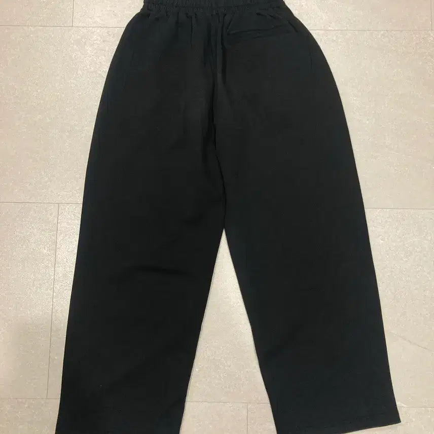 [BUNJANG] Undermycar Moo 163 Baggy Sweatpants Black Size 1 / 언더마이카 무 163 배기스웻팬츠 블랙 1