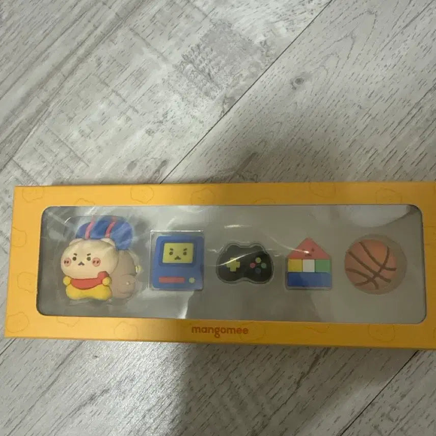 [BUNJANG] Manggeureonjin Gom Figure Charm Set / 망그러진 곰 피규어 비밀의 다락방 판매 합니다!