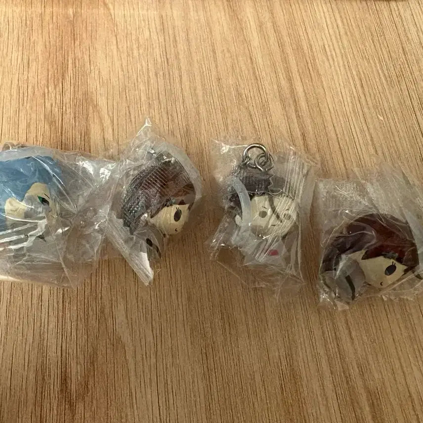 [BUNJANG] Bleach Mezurushi Sōsuke Grimmjow Orihime Gacha Keyring Bundle Set / 블리치 메지루시 소스케 그림죠 오리히메 일괄 판매 가챠 키링