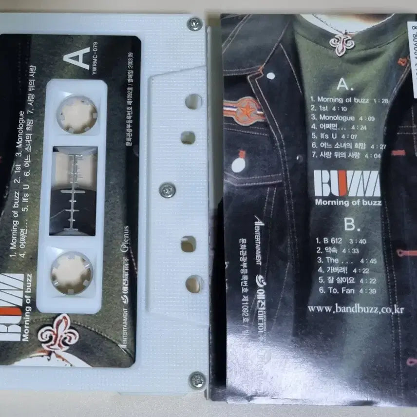 [BUNJANG] Buzz 1st Album Monologue Unsealed Cassette Tape / 버즈 1집 / 어쩌면, Monologue (개봉 카세트테이프)