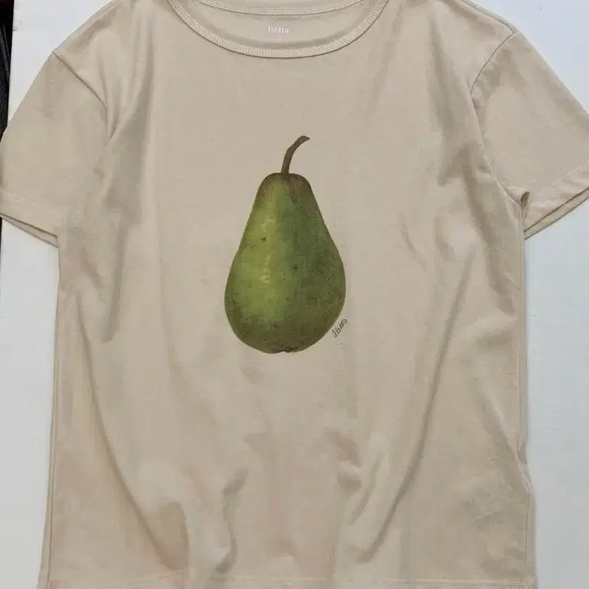 [BUNJANG] Fletta Western Pear Short Sleeve T-Shirt / Fletta 플레따 서양배 반팔 티셔츠