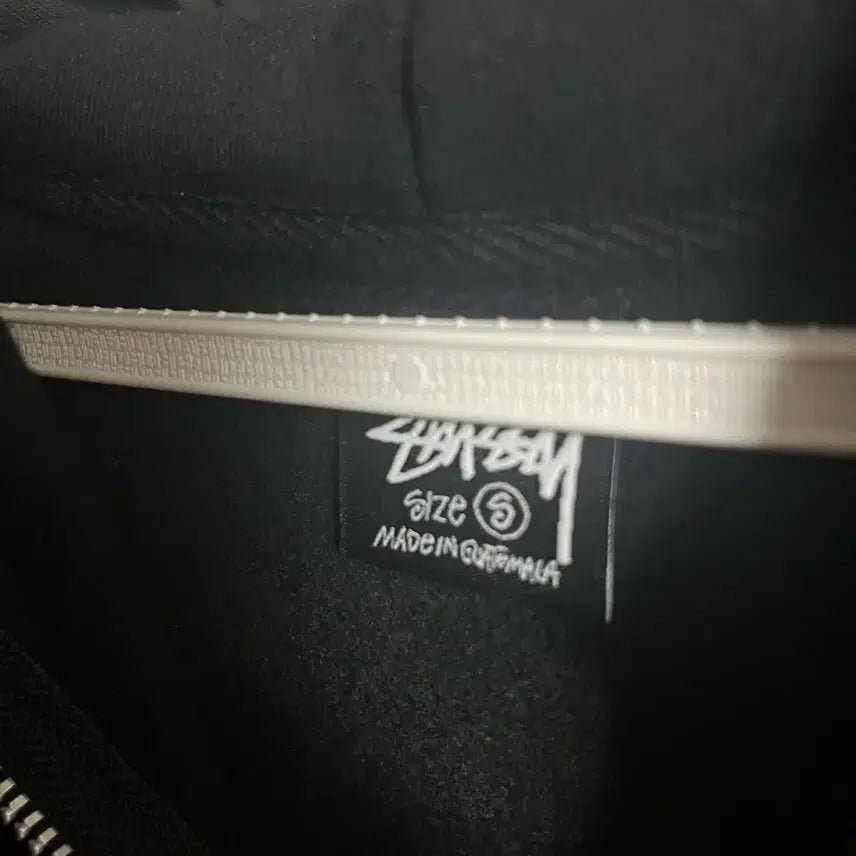 [BUNJANG] Stussy World Tour Zip-Up Hoodie / 정품) 스투시 월드투어 후드집업 S