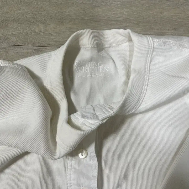 [BUNJANG] Nothing Written Henley T-Shirt / 낫띵리튼 헨리넥티셔츠