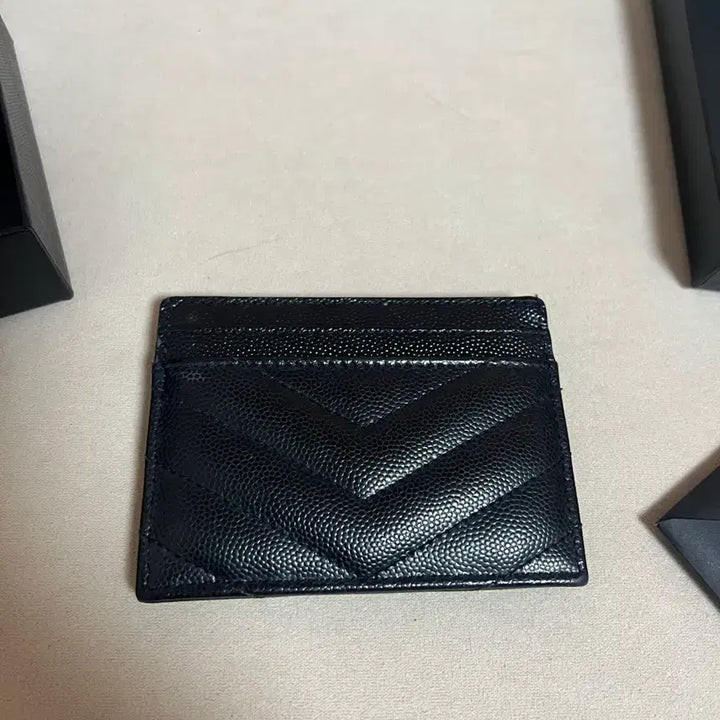 [BUNJANG] Saint Laurent Matelassé Card Holder / 생로랑 마틀라세 카드지갑