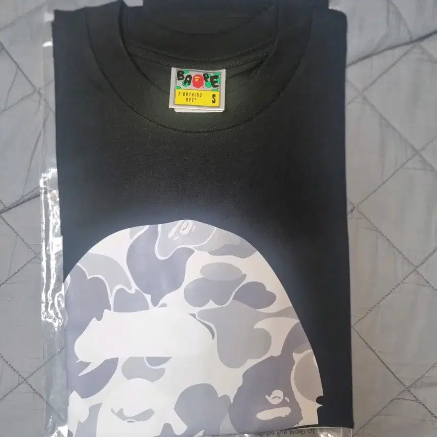 [BUNJANG] BAPE Short Sleeve T-Shirt / 베이프 반팔 S~L