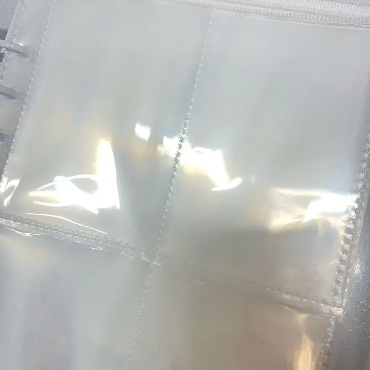 [BUNJANG] Our Motif White 6-Ring Zipper Photocard Binder with 4-Pocket Sleeves (20 Pages) / 아워모티프 화이트 6공 지퍼 포카바인더 4포켓 양면 속지 20장 포함