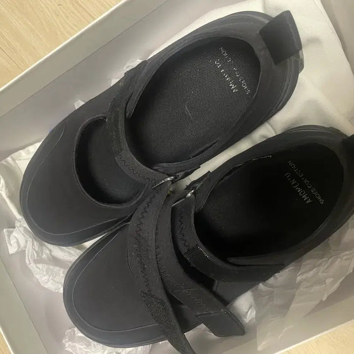 [BUNJANG] Amomento Vibram Mary Jane Shoes Black / 아모멘토 비브람 메리제인 블랙 5사이즈(235-245)