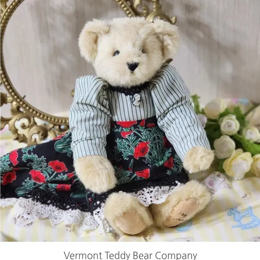 [BUNJANG] Limited Edition Cameo Bear Plush Toy / 빈티지 귀한 한정판 카메오 곰인형