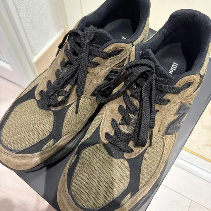 [BUNJANG] New Balance x Jjjjound 990 V3 Sneakers / 뉴발란스 990 v3 자운드 jjjound 285사이즈 판매