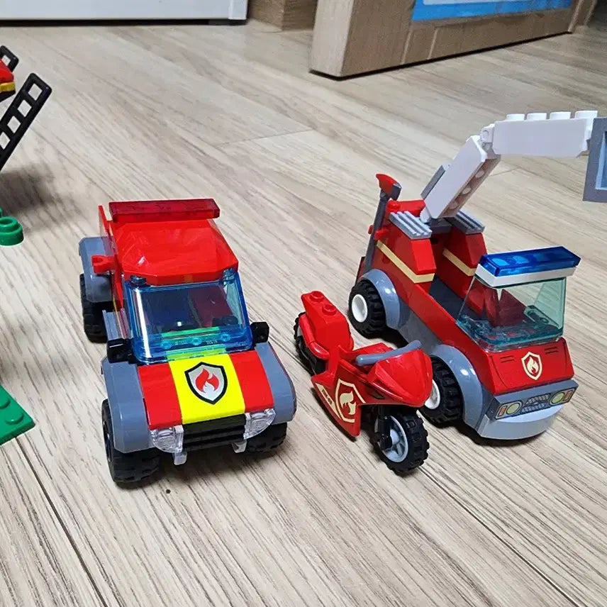 [BUNJANG] Lego City Fire Station Truck 4430 / 레고 시티 소방 본부 트럭 4430