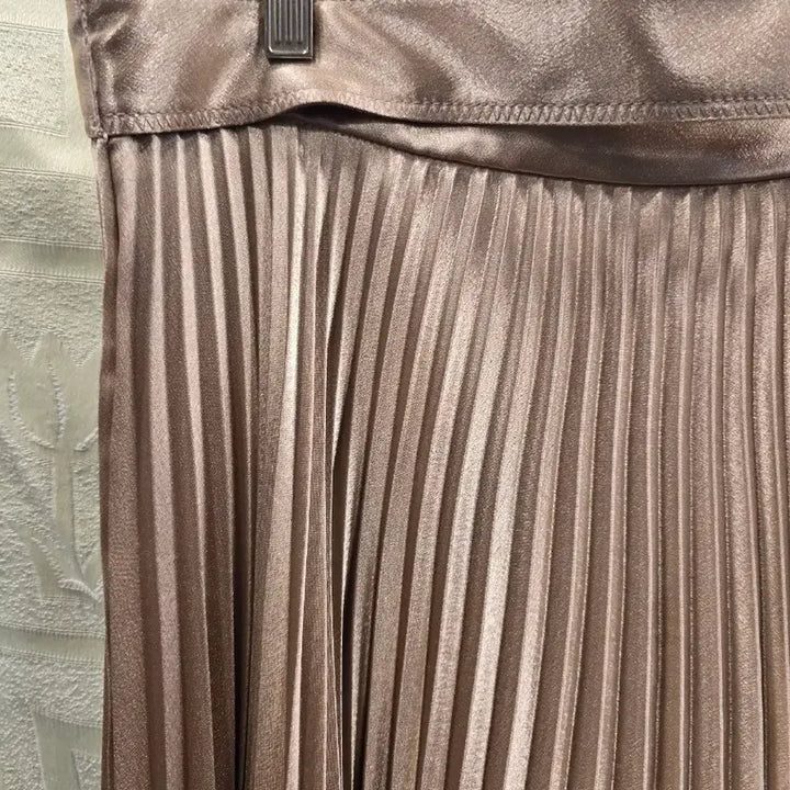 [BUNJANG] MICHAA Pleated Long Skirt Beige Size 66 / 미샤 플리츠 롱 스커트 베이지 66(27~28)