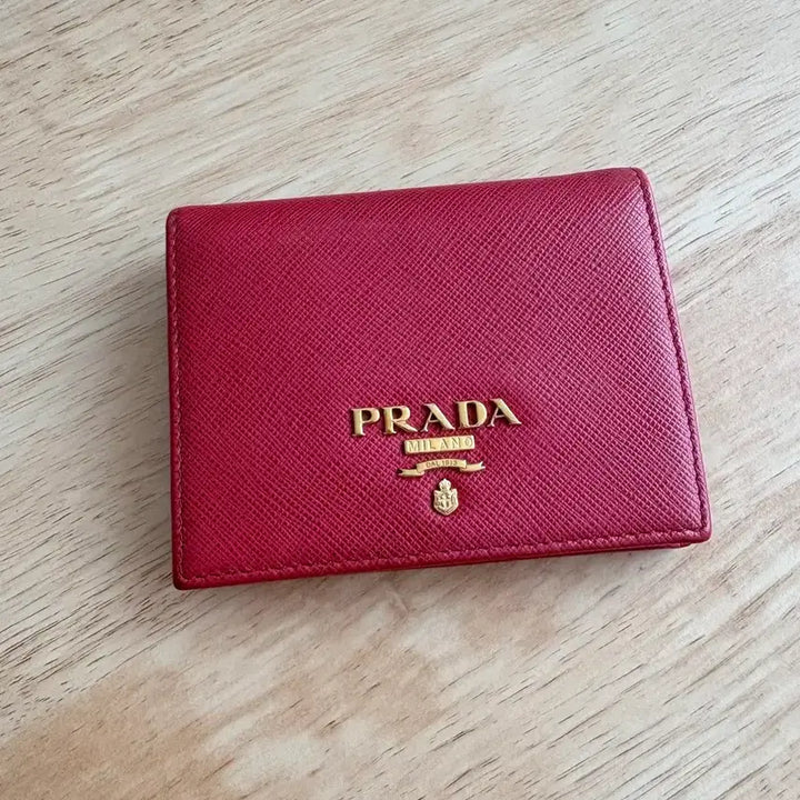 [BUNJANG] Prada Saffiano Leather Red Bi-fold Wallet / 프라다 사피아노 레드 반지갑