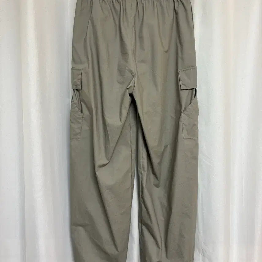 [BUNJANG] Nike Cargo Jogger Pants Khaki S / 나이키 에브리씽 우븐 미드라이즈 카고 팬츠 라이트