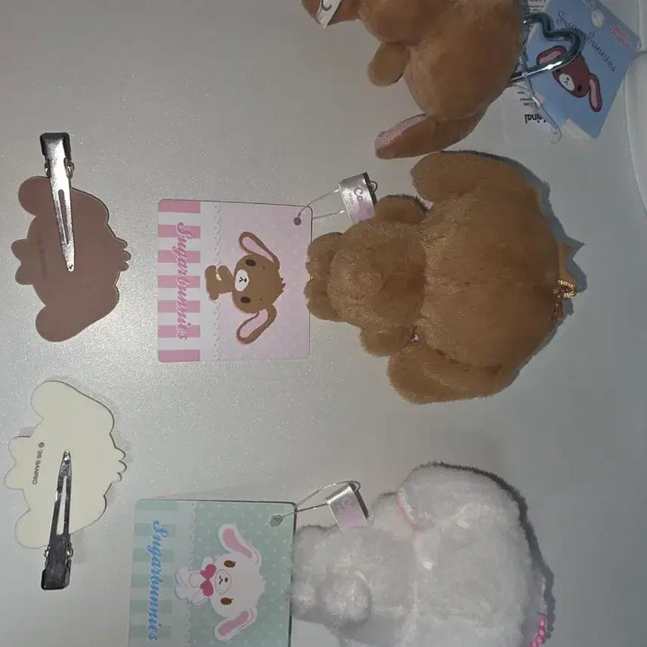 [BUNJANG] Sanrio Sugarbunnies Plush Keychain 10cm (Shirousa, Kurousa) / 산리오 슈가바니즈 인형 키링 10cm 시로우사 쿠로우사 플로키 핀 누이