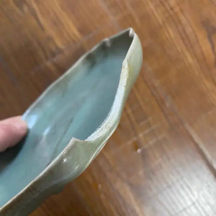 [BUNJANG] Late Qing Dynasty Longquan Kiln Celadon Vase (Minor Damage) / 진품 청나라말기 용천요(요지품 파손)(운송시간13일)