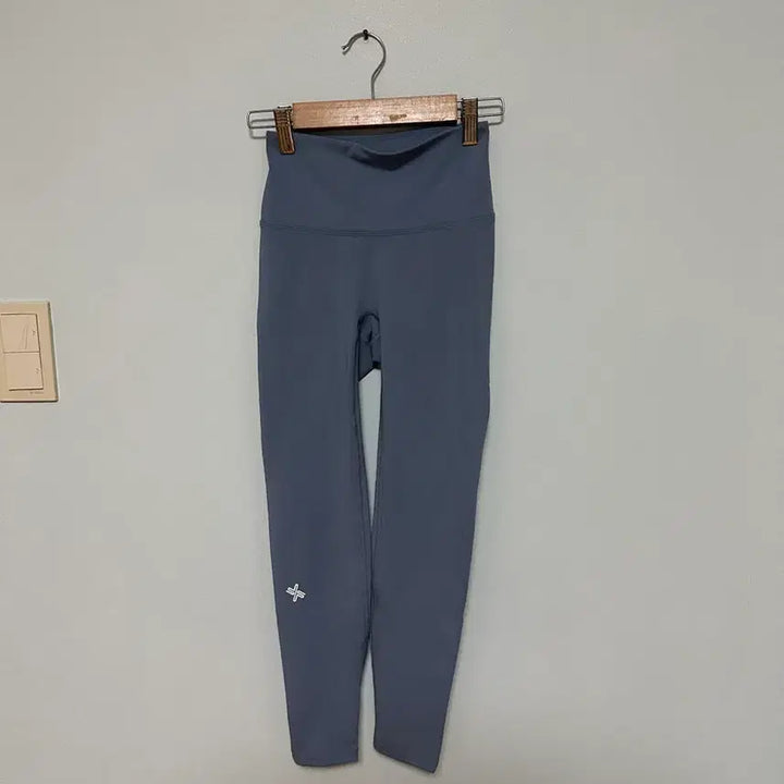 [BUNJANG] Xexymix Top &amp; Leggings Set / 젝시믹스 탑. 레깅스s