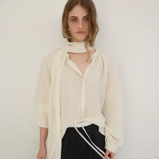 [SOLD OUT] 모데스트무드 Taupe Blouse