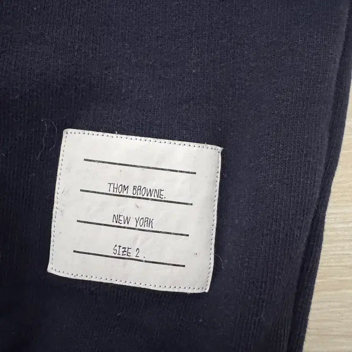 [BUNJANG] Thom Browne Back Tricolor Sweatshirt Navy Size 2 / 톰브라운 백삼선 네이비 2사이즈
