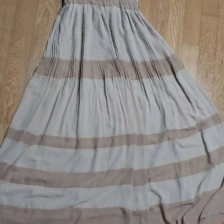 [BUNJANG] Ozsseecon Long Dress Beige Brown / 오즈세컨 롱 원피스 44 55