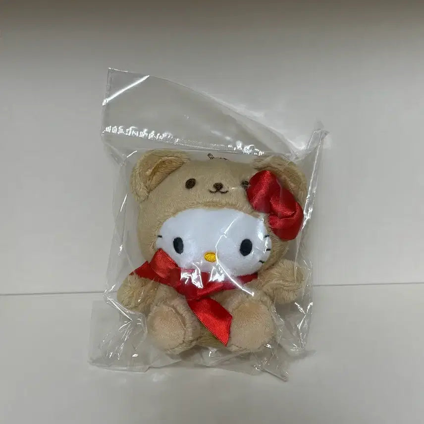 [BUNJANG] Hello Kitty 50th Anniversary Retro Bear Keyring (Sealed) / 정품매장구매 미개봉 헬로키티 50주년 레트로 베어 키링
