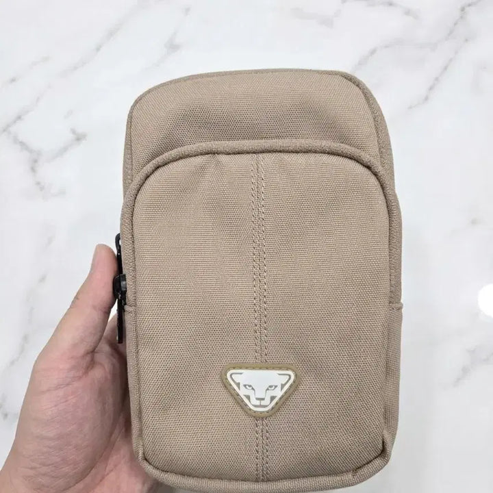 [BUNJANG] DYNAFIT Mini Crossbody Bag / DYNAFIT 다이나핏 미니 크로스백 ! 깔끔한 디자인