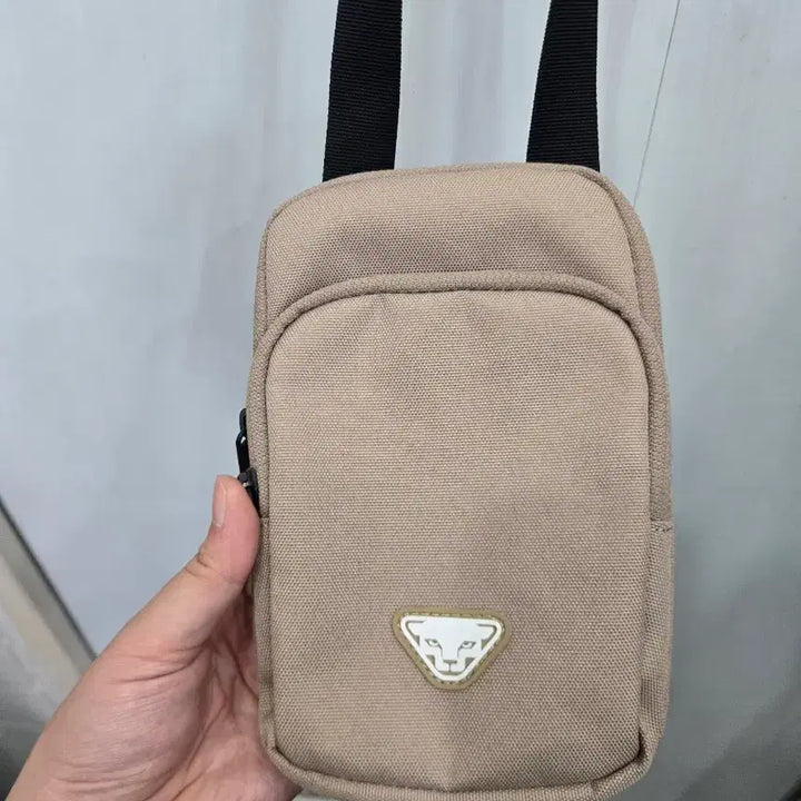 [BUNJANG] DYNAFIT Mini Crossbody Bag / DYNAFIT 다이나핏 미니 크로스백 ! 깔끔한 디자인