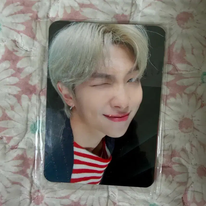 [BUNJANG] ARMY BOMB Photocard / 아미밤 포토카드