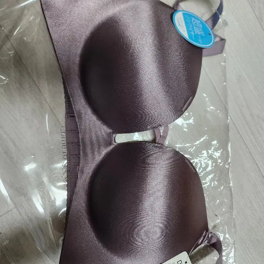[BUNJANG] Aimée et moi New Bra &amp; Panty Set / 에메필 새상품