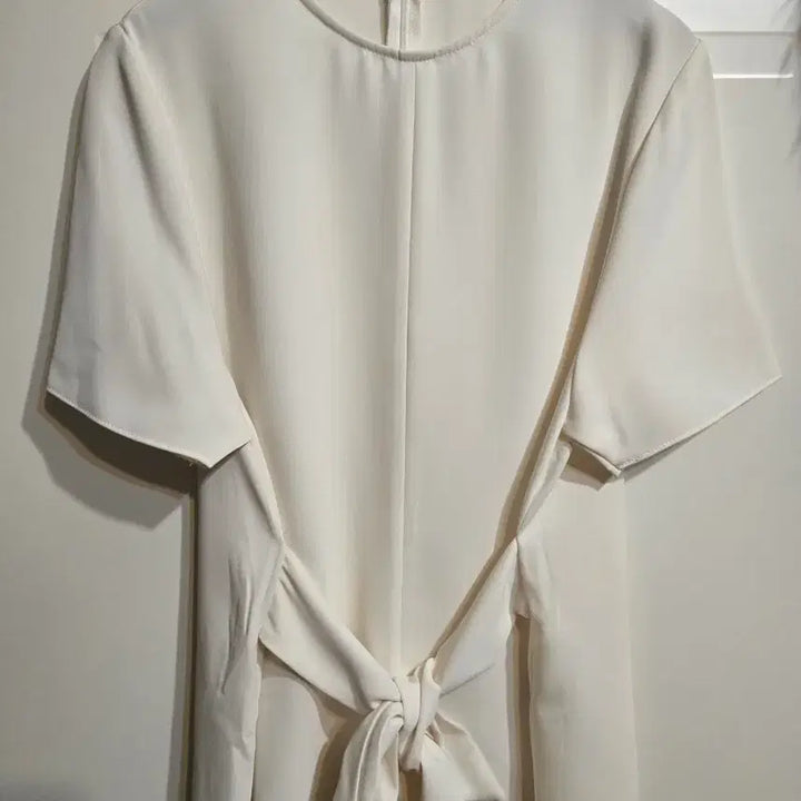 [BUNJANG] Frost J Made Blouse / 프로스트제이 made  블라우스 새제품