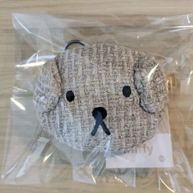 [BUNJANG] Miffy Melanie Snuffy Tweed Coin Purse Keychain / 미피 멜라니 스너피 트위드 동전지갑 키링 새상품