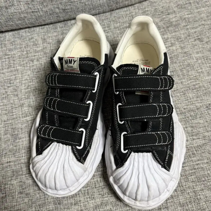 [BUNJANG] Maison Mihara Yasuhiro Blakey Velcro Black Sneakers / 메종 미하라 야스히로 블레이키 벨크로 블랙 스니커즈 40 박스 쇼핑백 포