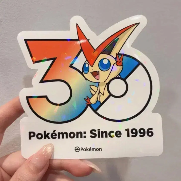 [BUNJANG] Victini Pokemon 30th Anniversary Holographic Sticker / 타임세일) 비크티니 포켓몬 30주년 스티커