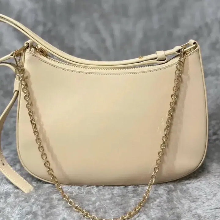 [BUNJANG] Demeriel Hobo Bag Ivory / [새상품] 드메리엘 호보백