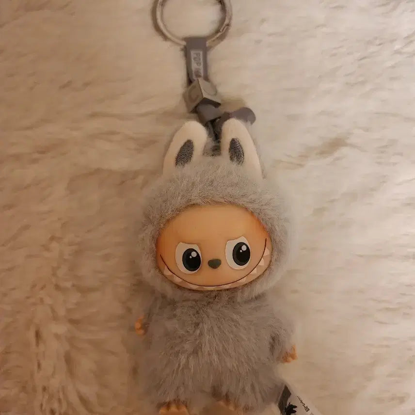 [SOLD OUT] 팝마트 라부부 알파벳 c charming 양도