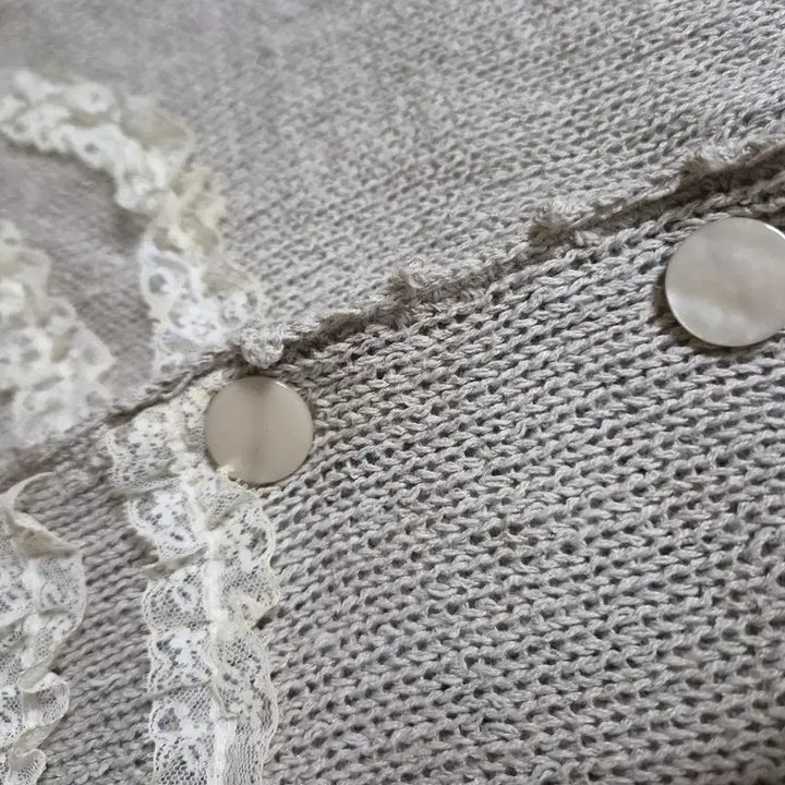 [BUNJANG] Vintage Lace Collar Short Sleeve Knit Cardigan / 빈티지 레이스 카라 반팔 니트 가디건