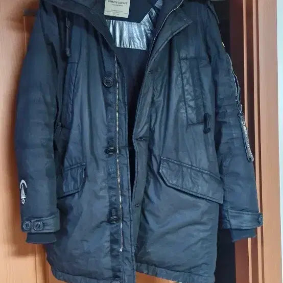 [BUNJANG] National Geographic Utility Padding Jacket Black / 내셔널지오그래픽 유틸리티 패딩 자켓 블랙