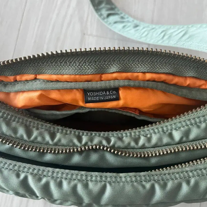 [BUNJANG] Yoshida Porter Tanker Shoulder Bag Sage Green Small / 요시다 포터 탱커 숄더백 세이지 그린 스몰