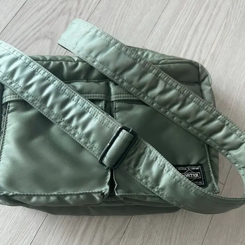 [BUNJANG] Yoshida Porter Tanker Shoulder Bag Sage Green Small / 요시다 포터 탱커 숄더백 세이지 그린 스몰