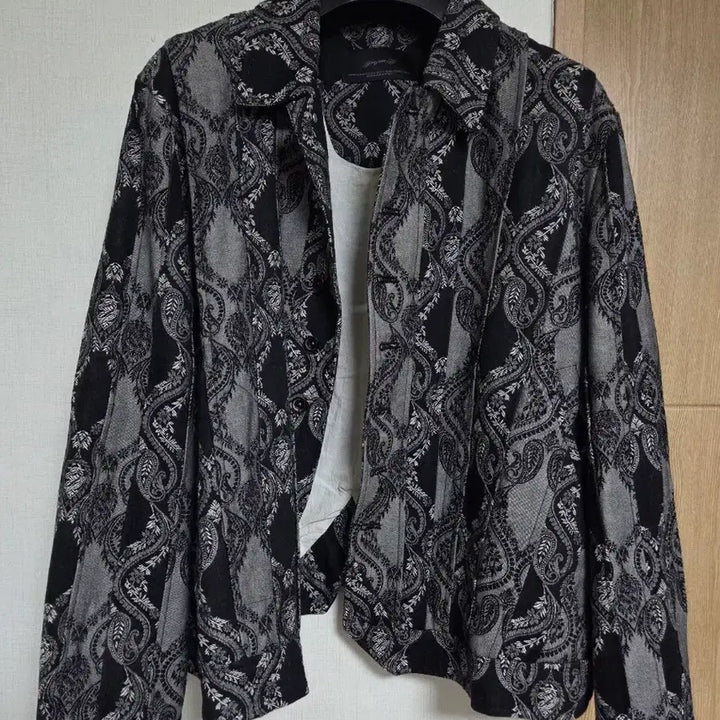 [BUNJANG] Professor-i Paisley Pleated Jacket Size 46 / 프로페서이 페이즐리 플리츠 자켓 46사이즈