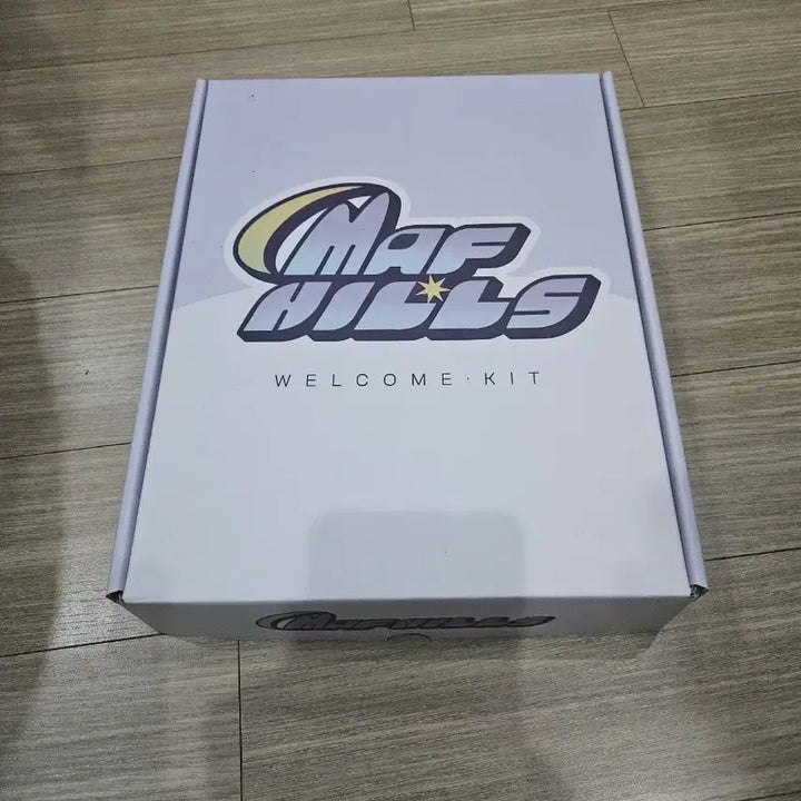 [BUNJANG] MAAPSDONG Merchandise Bundle (Lightstick, Clothing, Photocard, etc.) - Individual Sales Possible / 맢동산 굿즈 일괄 판매(응원봉, 옷, 포카 등) 개별판매 가능