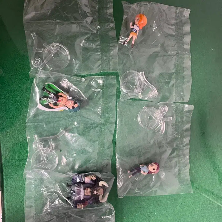 [BUNJANG] One Piece Bandai Gashapon Figures Bundle (Shandi, Nami, Belmere, Kaido, Gyū) / 원피스 반다이 가챠 일괄(샹디,나미,벨메일,카이도우,규우)
