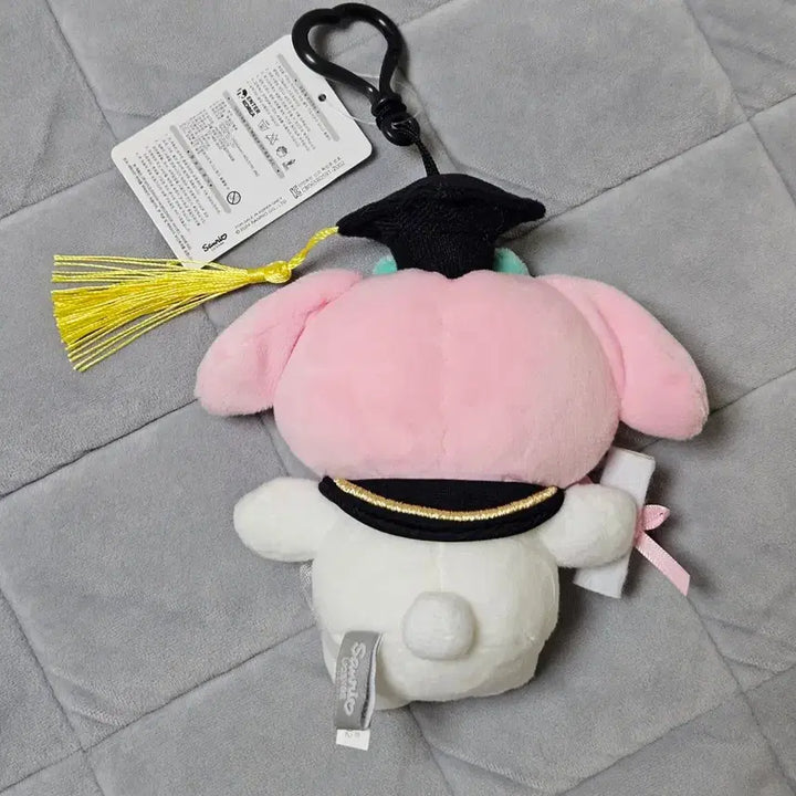 [BUNJANG] Sanrio My Melody Graduation Cap Plush Keyring / (새상품) 산리오 마이멜로디 학사모 인형 키링