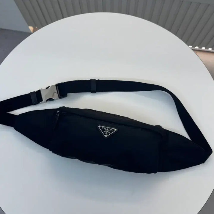 [BUNJANG] Prada Re-Nylon Pocono Belt Bag Black / 프라다 리나일론 포코노 벨트백
