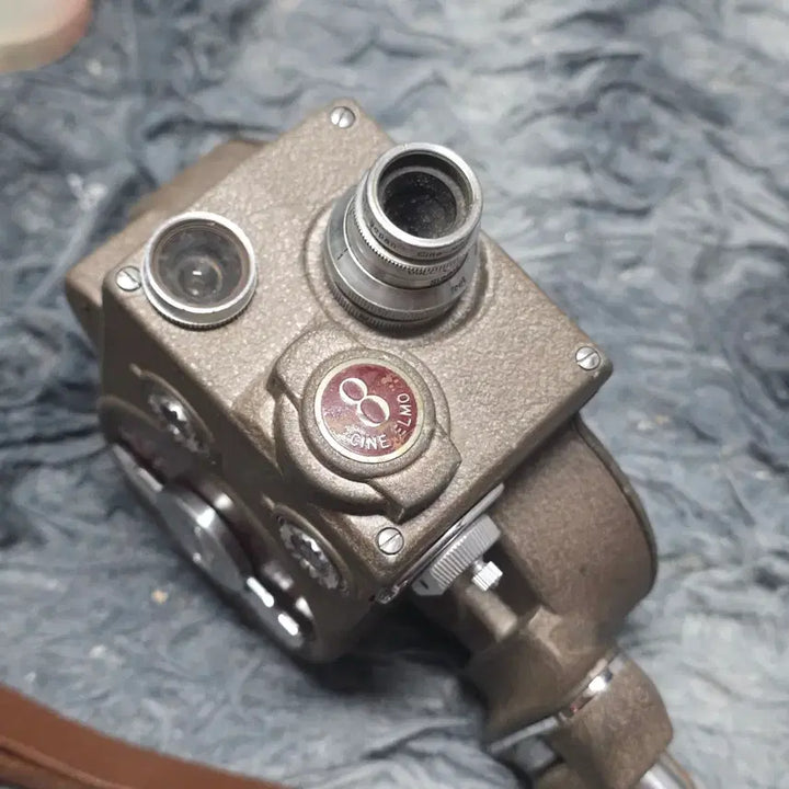 [BUNJANG] Elmo 8-AA Cine Movie Camera (1957) / 장식용 수집용 Cine Elmo 8-AA 무비카메라