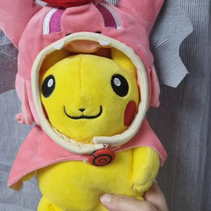 [BUNJANG] Pokemon Mega Gyarados Poncho Pikachu Medium Plush / 포켓몬 메가 갸라도스판쵸츄 피카츄 중형인형