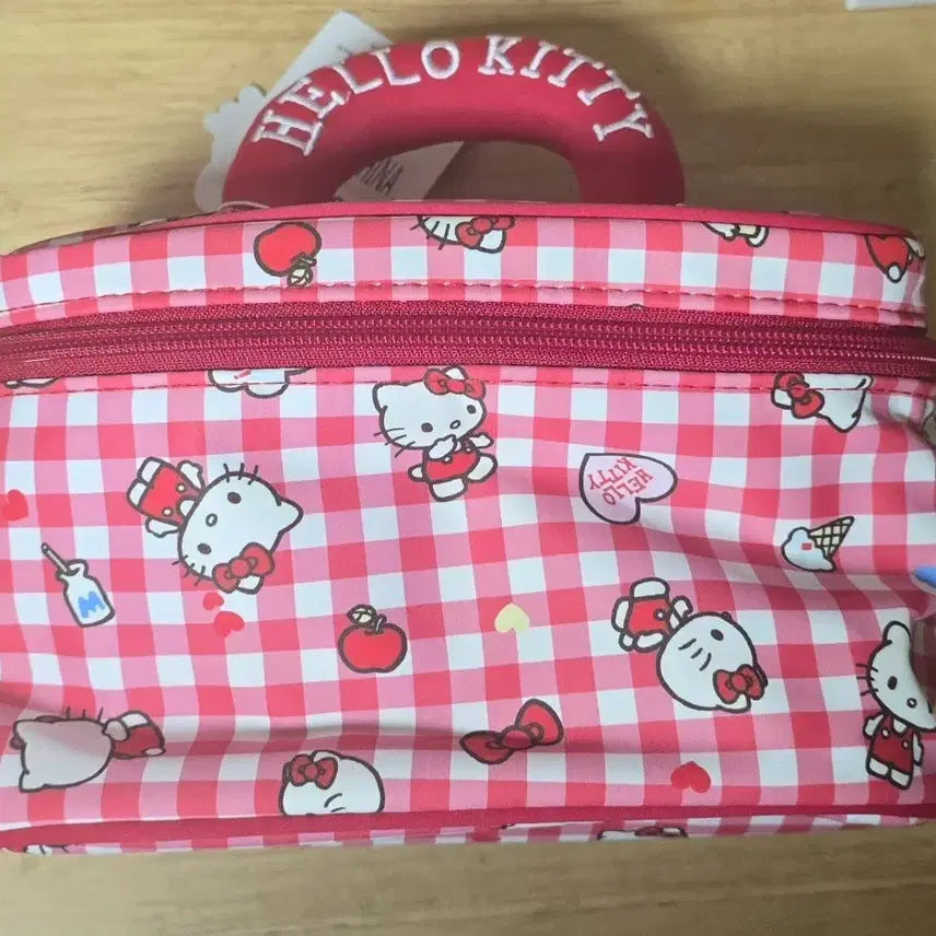 [BUNJANG] Sanrio Hello Kitty Check Pouch Bag / 산리오 키티 체크 파우치 가방